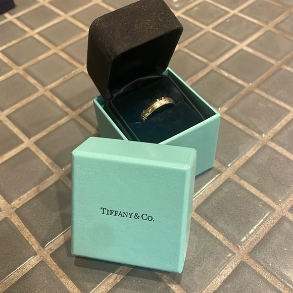 Tiffany diamond ring